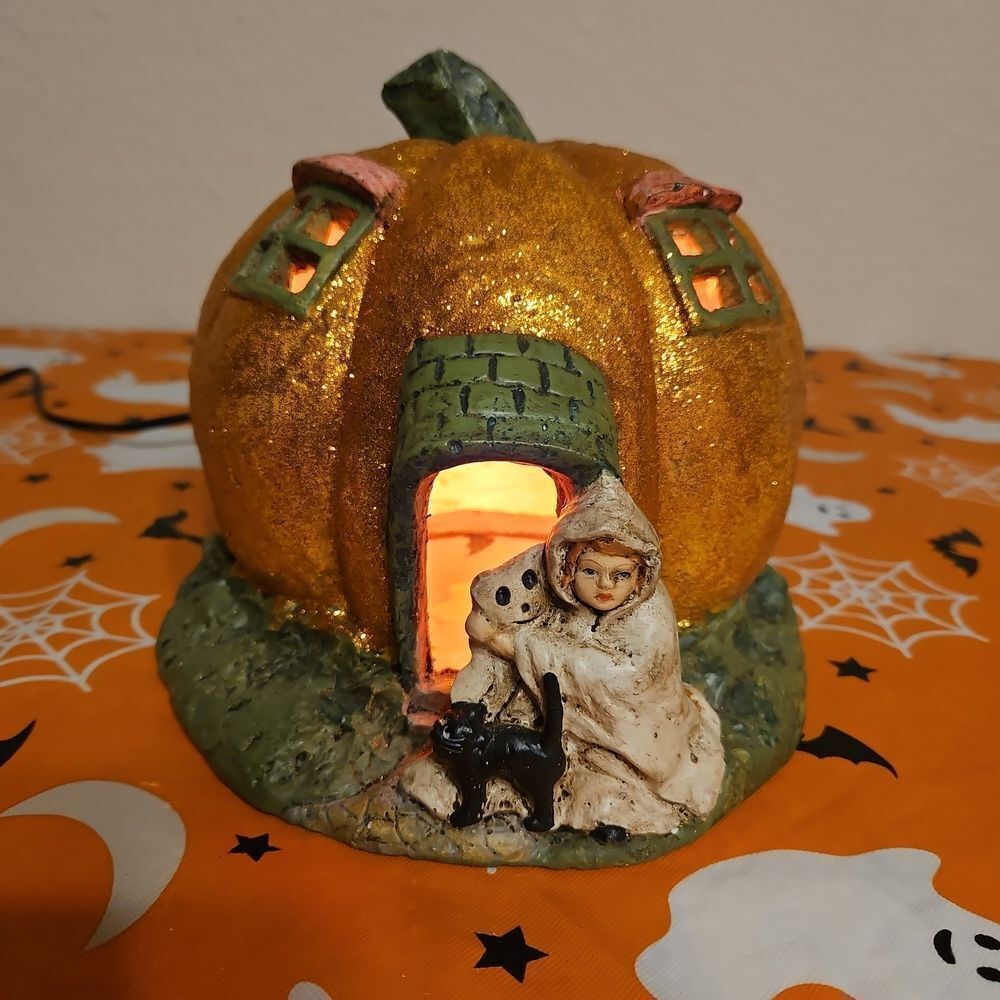 Vintage Halloween Glittery Pumpkin House Light Up Table Decor